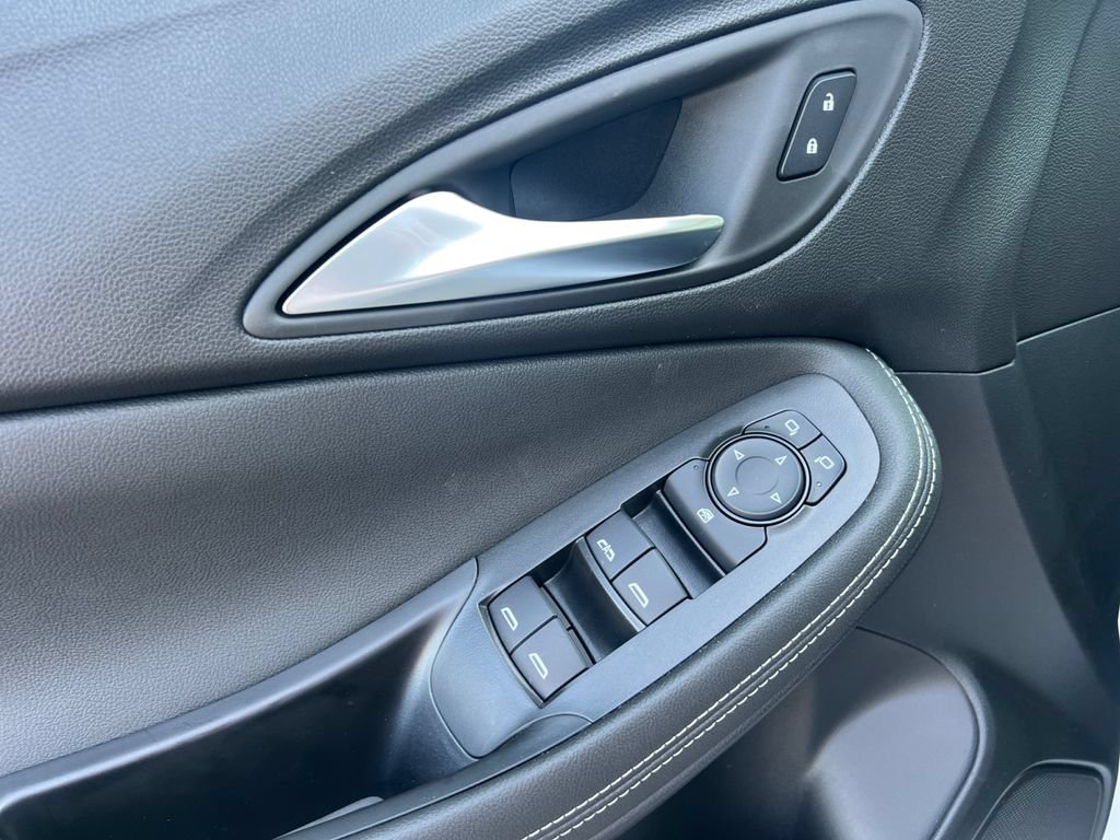 New 2026 Buick Encore GX Preferred w/ Advanced Technology Package FWD image 18