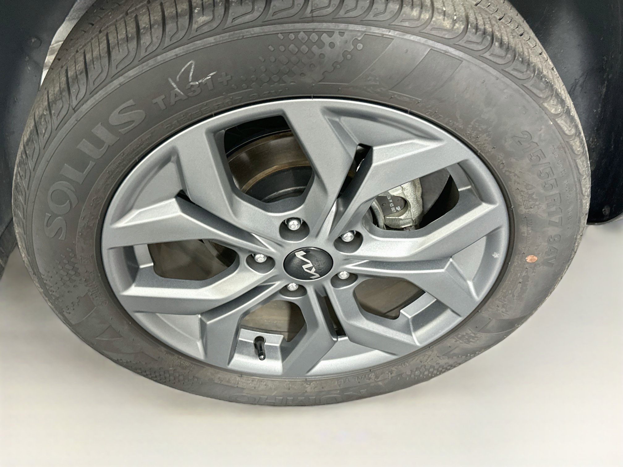 Used 2026 Kia Seltos LX FWD image 11