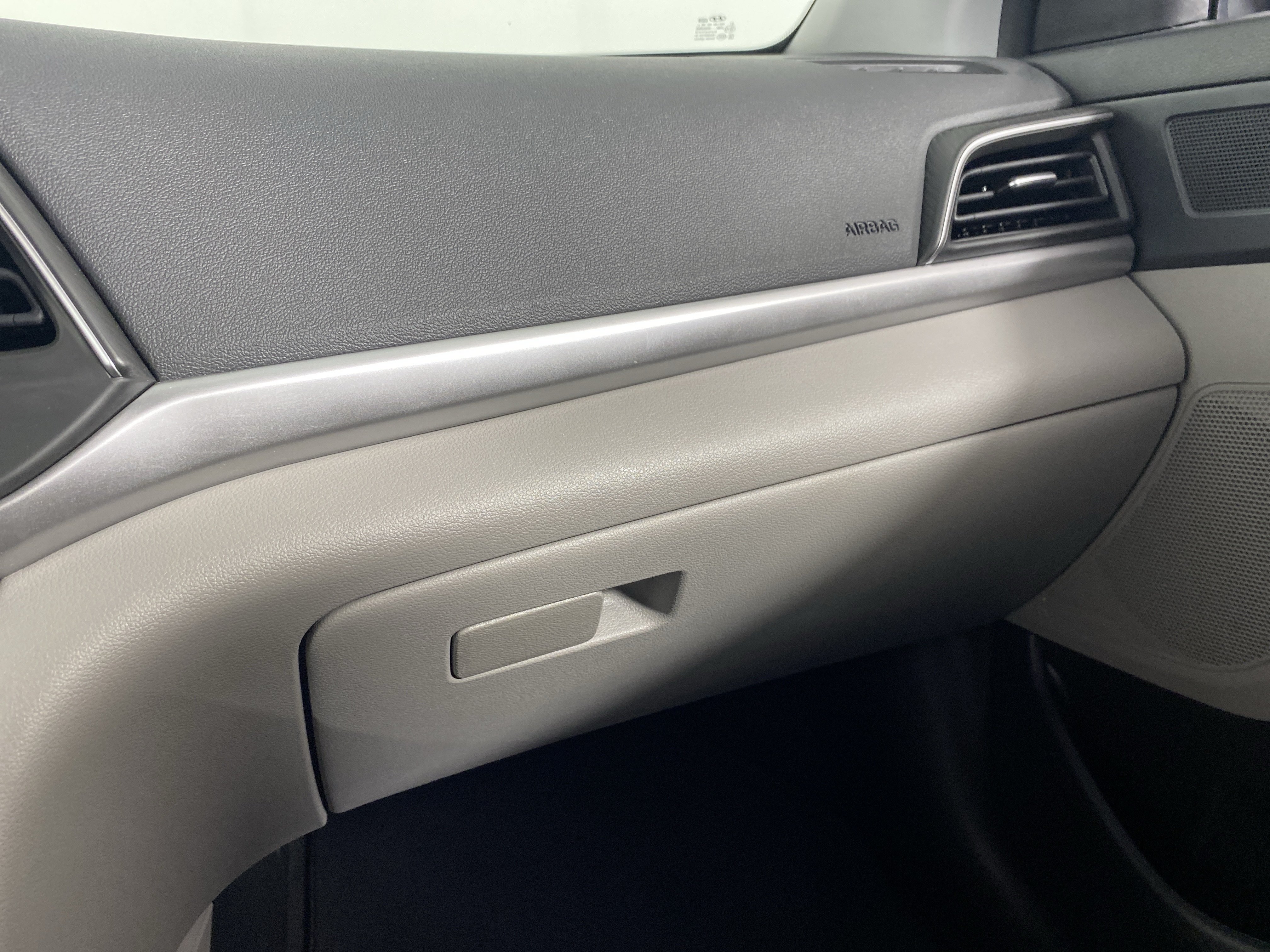 Used 2020 Hyundai Elantra SE FWD image 28