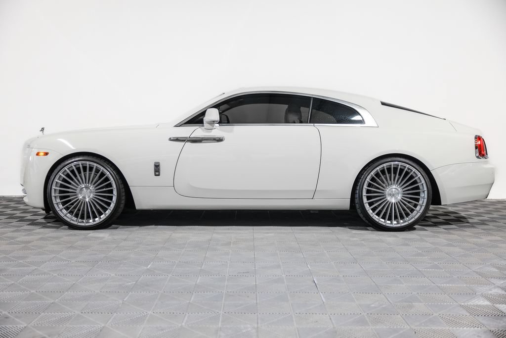 Used 2014 Rolls-Royce Wraith RWD image 13