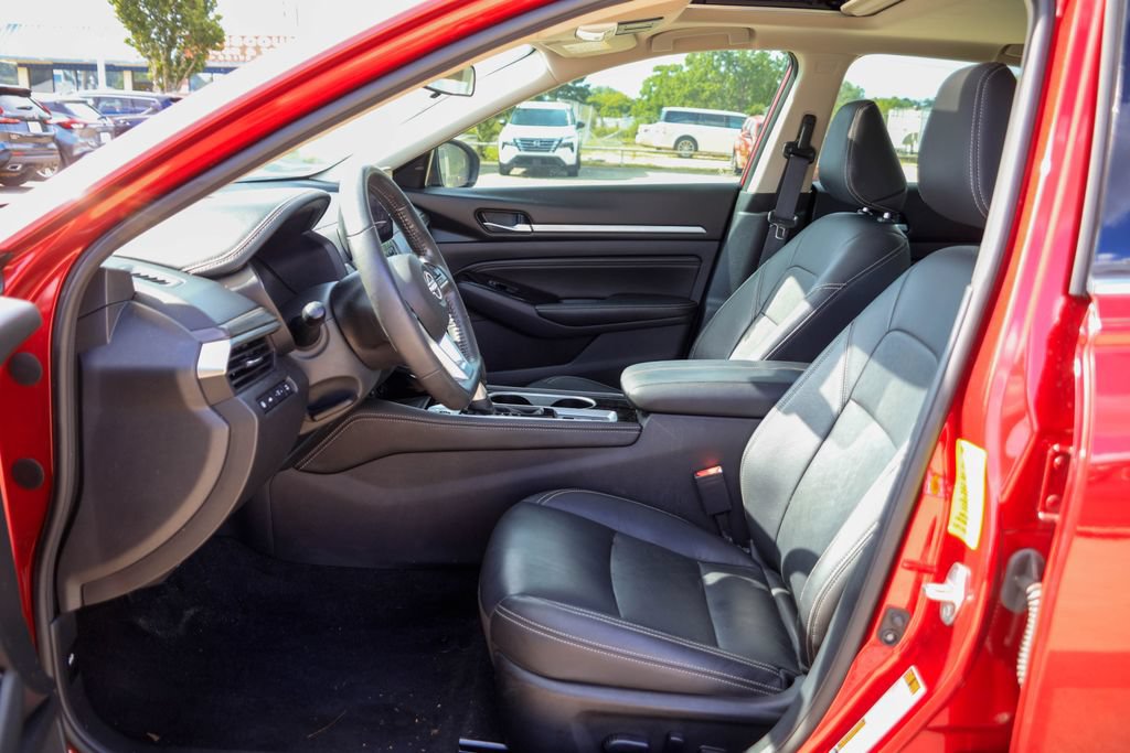 Used 2023 Nissan Altima 2.5 SL AWD/4WD image 7
