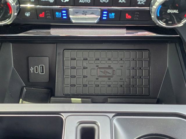 Used 2025 Ford F150 Raptor AWD/4WD image 46
