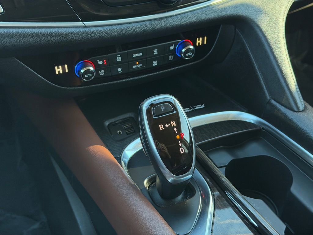 Used 2021 Buick Enclave Avenir w/ Avenir Technology Package image 15