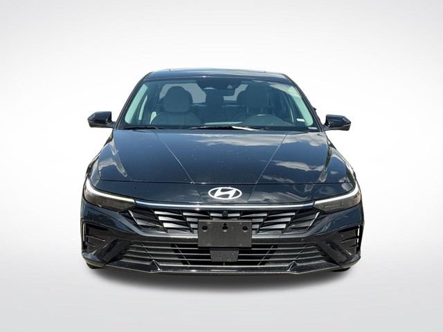 Used 2024 Hyundai Elantra Limited FWD image 10