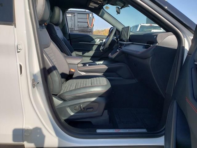 New 2026 Ford Explorer ST-Line image 21