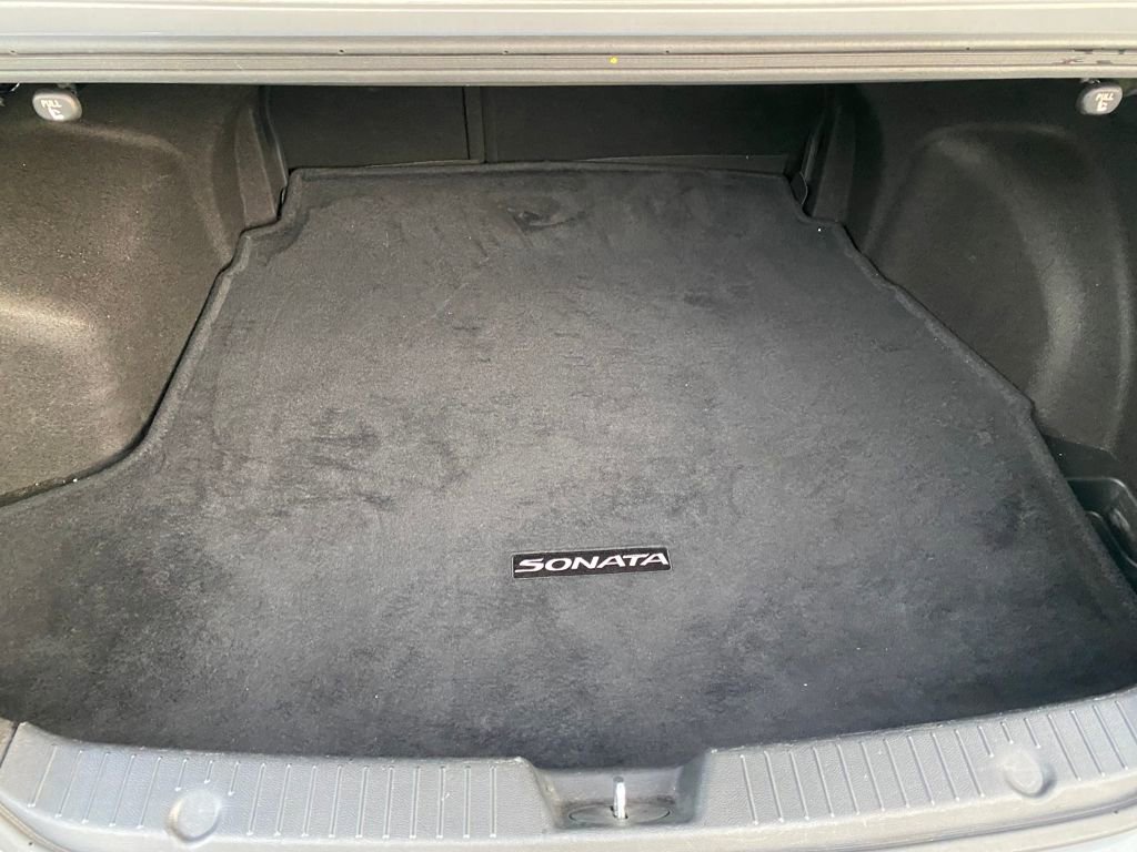 Used 2012 Hyundai Sonata GLS image 29