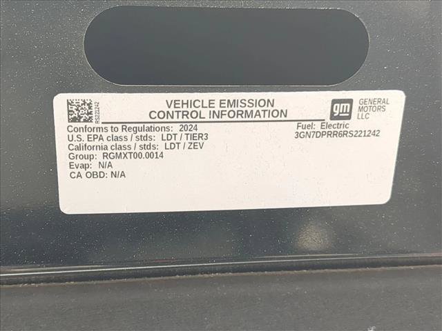 Used 2024 Chevrolet Equinox EV RS AWD/4WD image 25