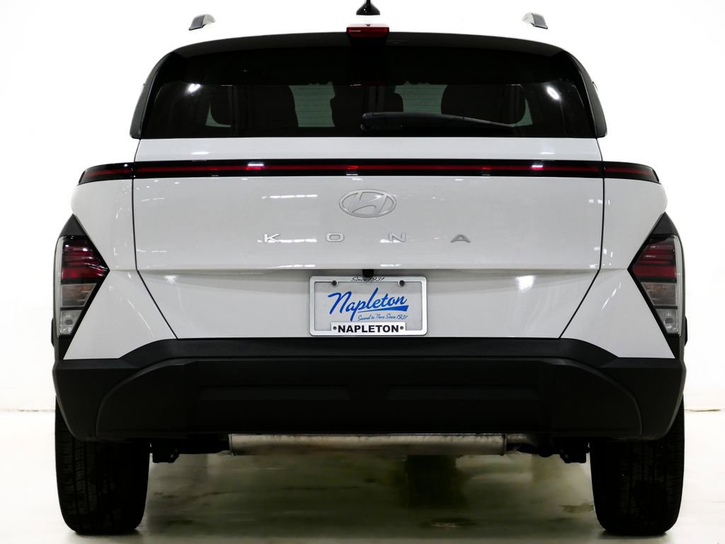 Used 2025 Hyundai Kona SEL image 6