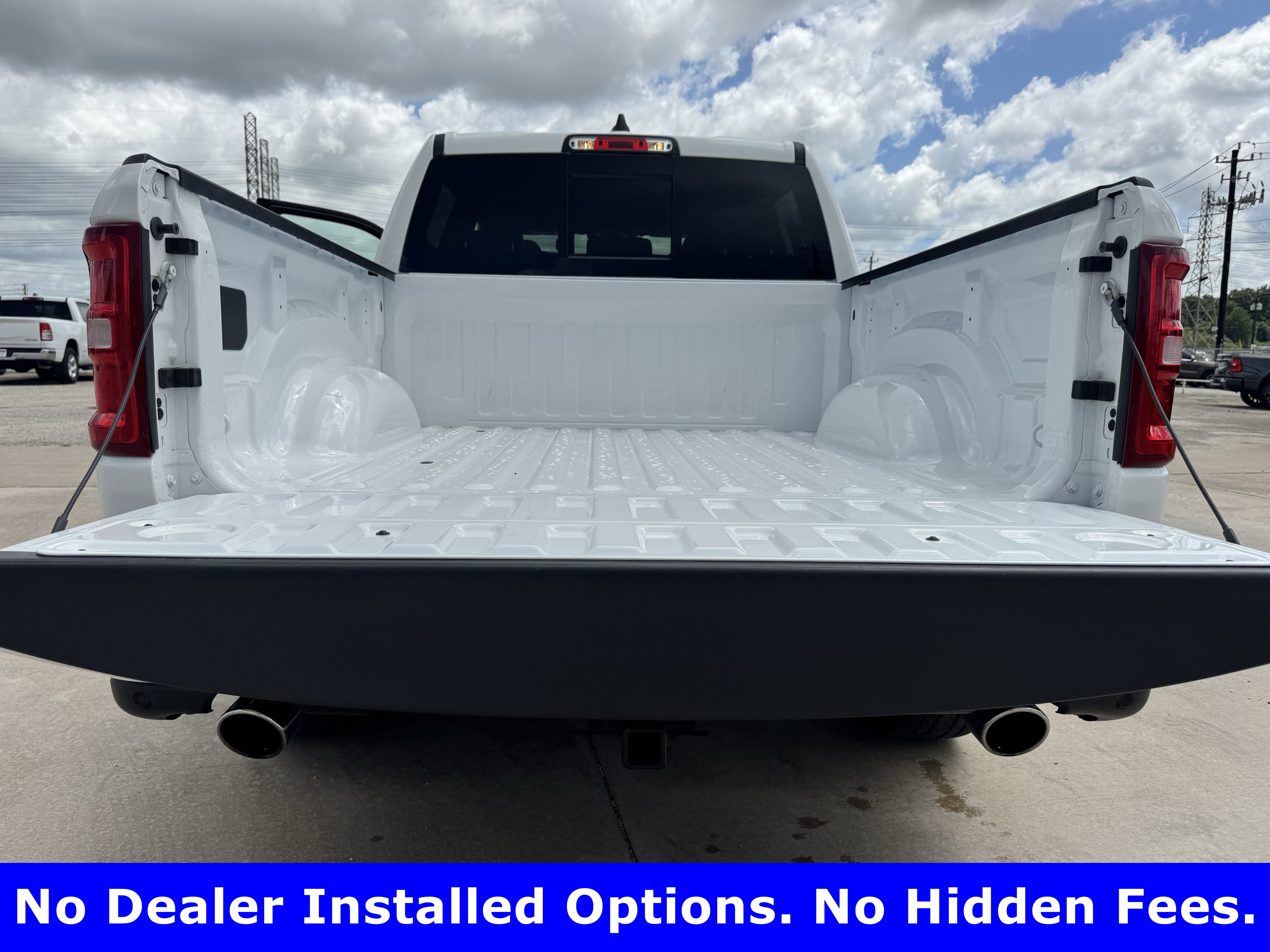 Used 2025 RAM 1500 Laramie w/ Sport Appearance Package AWD/4WD image 26
