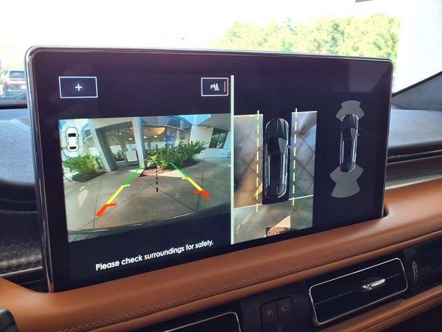 Certified 2023 Lincoln Nautilus Black Label w/ Class II Trailer Tow Package AWD/4WD image 11