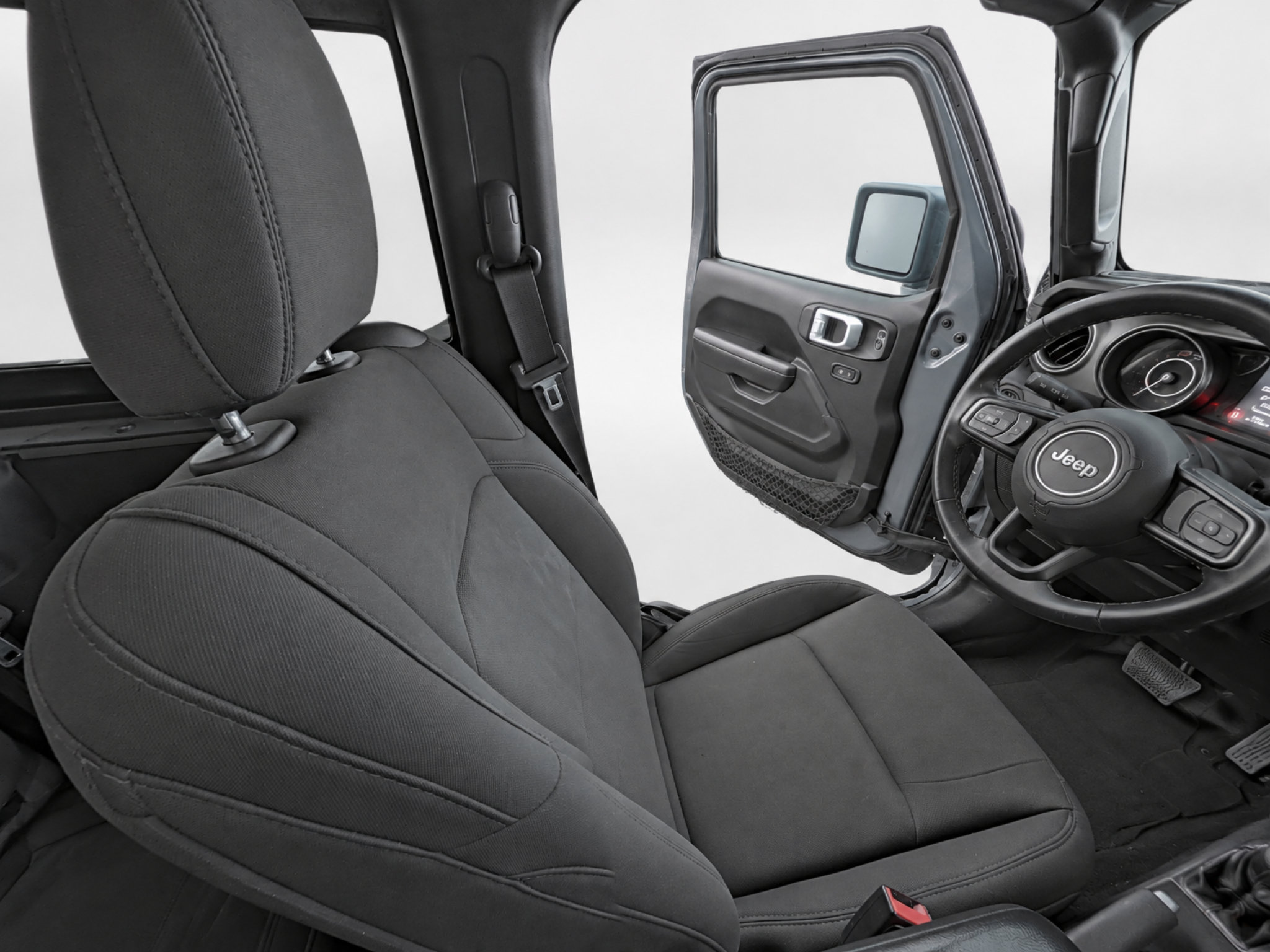 Used 2019 Jeep Wrangler Sport AWD/4WD image 11