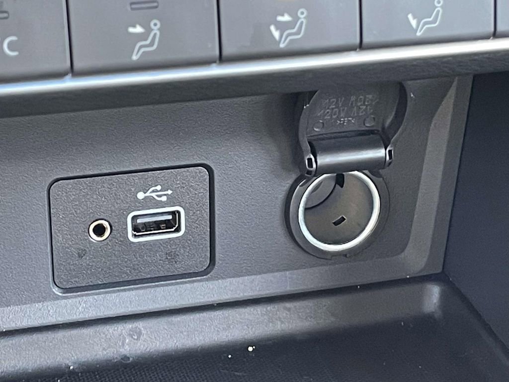 Used 2025 Nissan Sentra S image 27