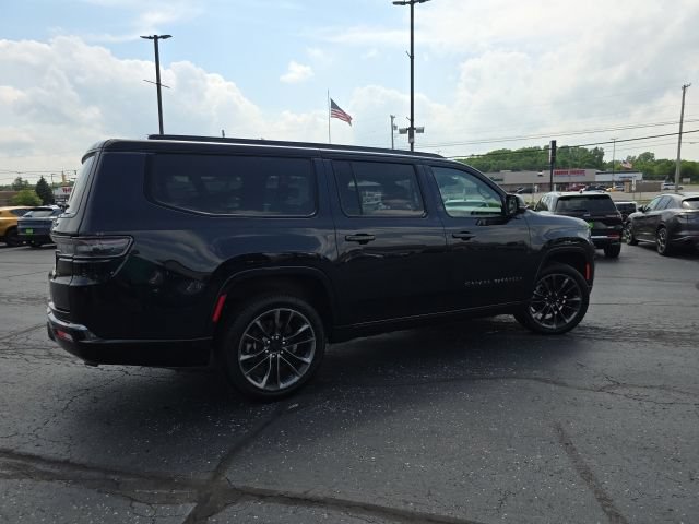 Used 2025 Jeep Grand Wagoneer L Series II Obsidian w/ Quick Order Packagew 28T AWD/4WD image 8