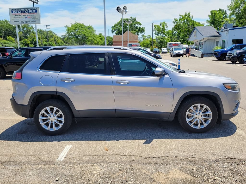 Used 2019 Jeep Cherokee Latitude w/ Popular Appearance Group FWD image 7