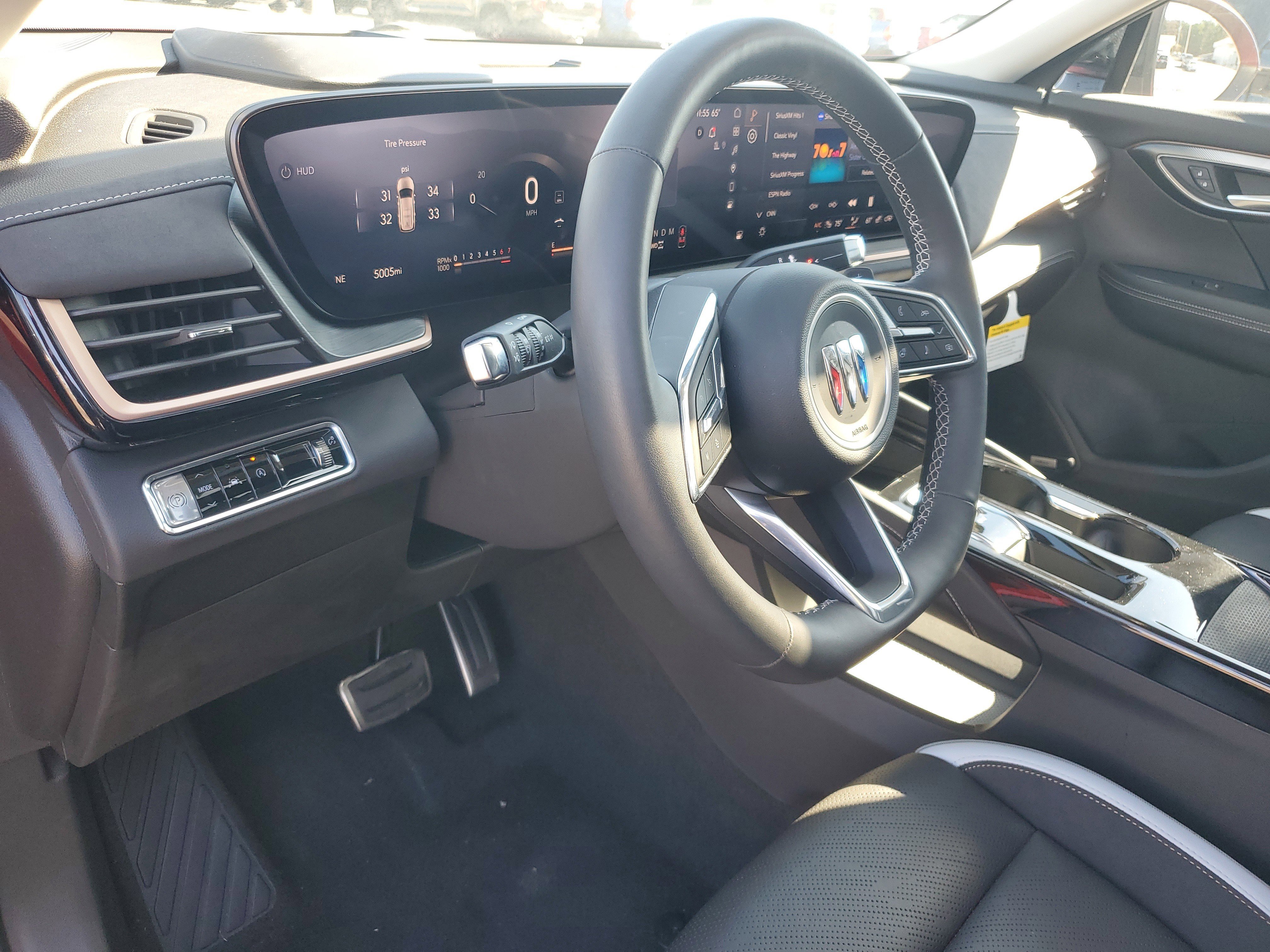 New 2025 Buick Envision Sport Touring image 18