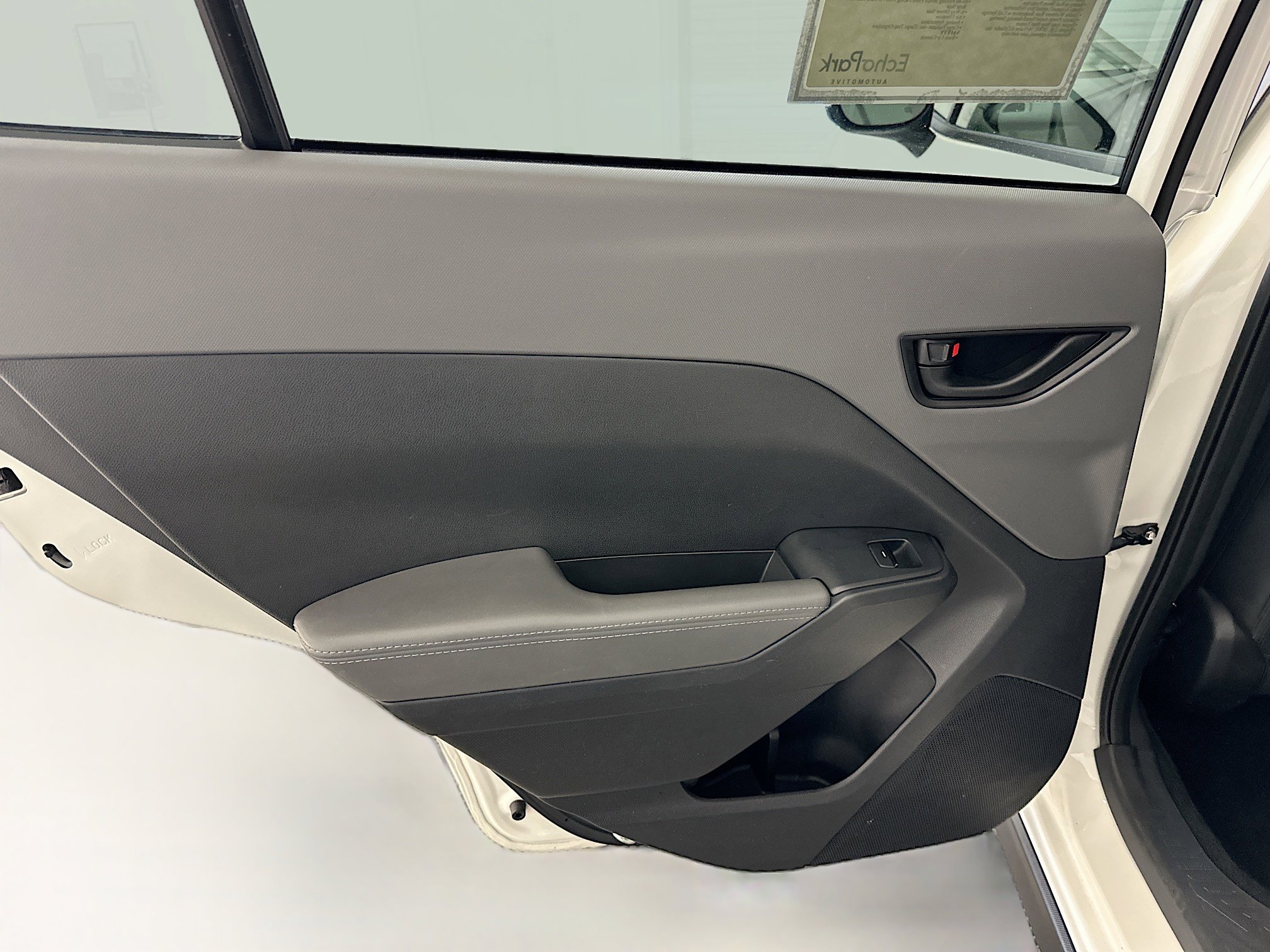 Used 2024 Subaru Crosstrek 2.0i Premium image 27