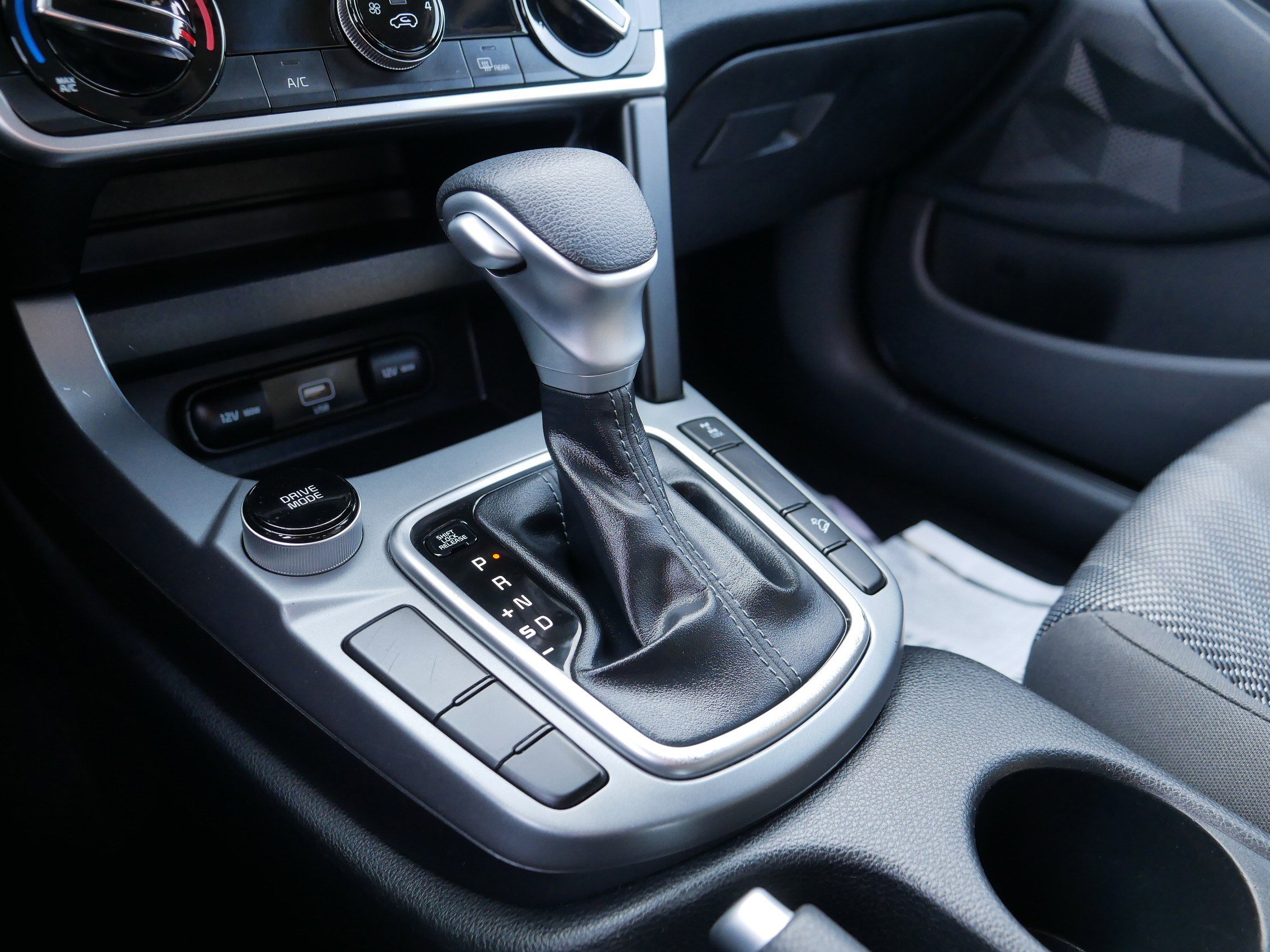 Certified 2023 Kia Seltos LX image 24