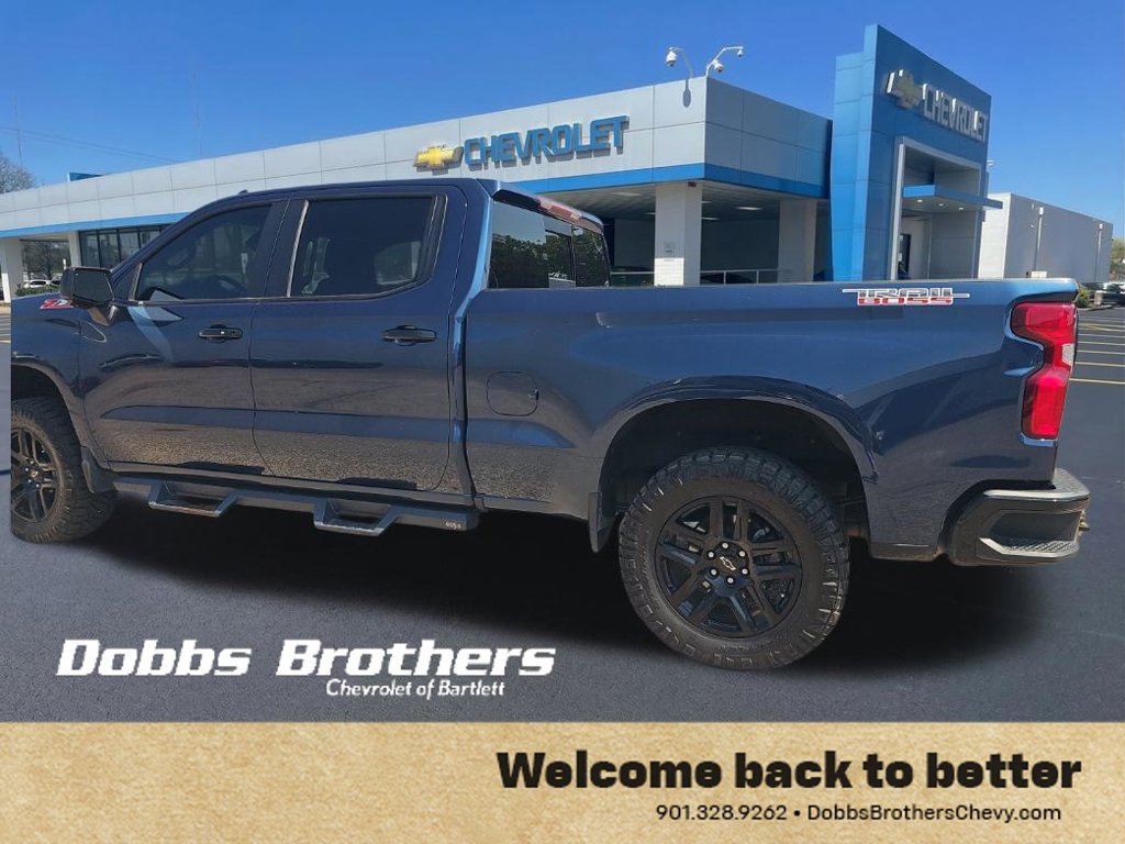Used 2022 Chevrolet Silverado 1500 LT Trail Boss w/ LT Trail Boss Premium Package AWD/4WD image 13