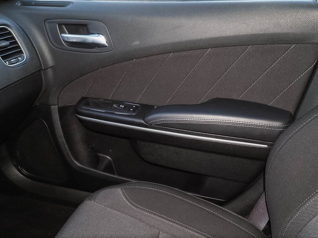 Used 2022 Dodge Charger SXT AWD/4WD image 24