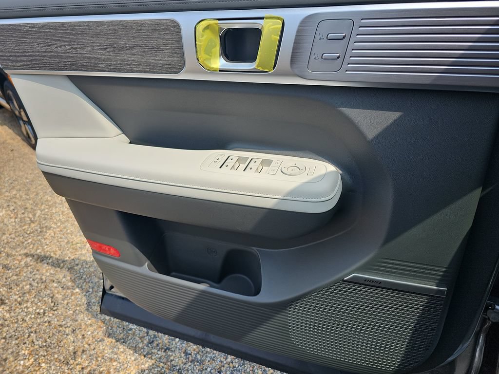 New 2026 Hyundai Santa Fe Calligraphy FWD image 23
