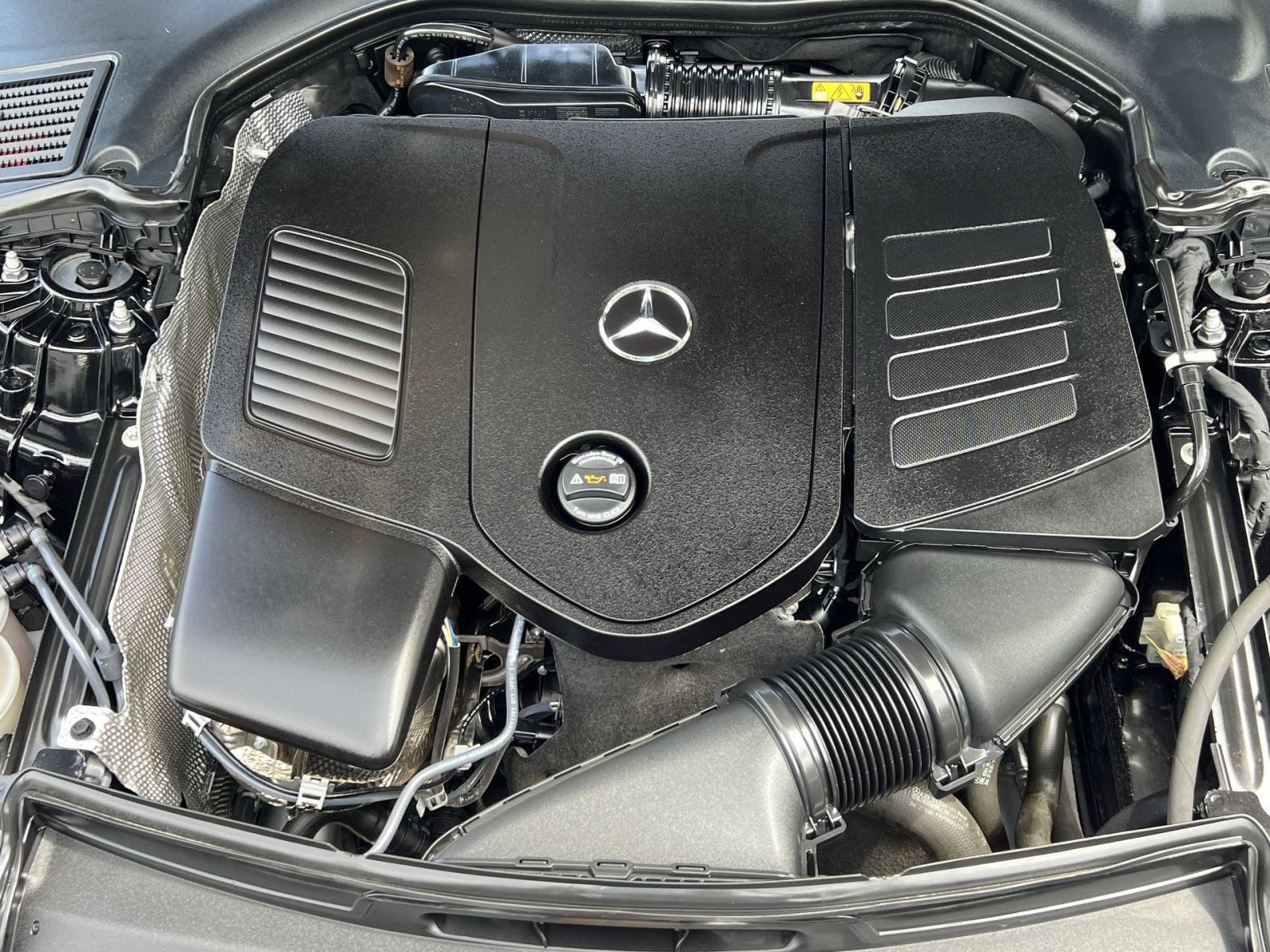 Certified 2023 Mercedes-Benz C 300 4MATIC Sedan image 34