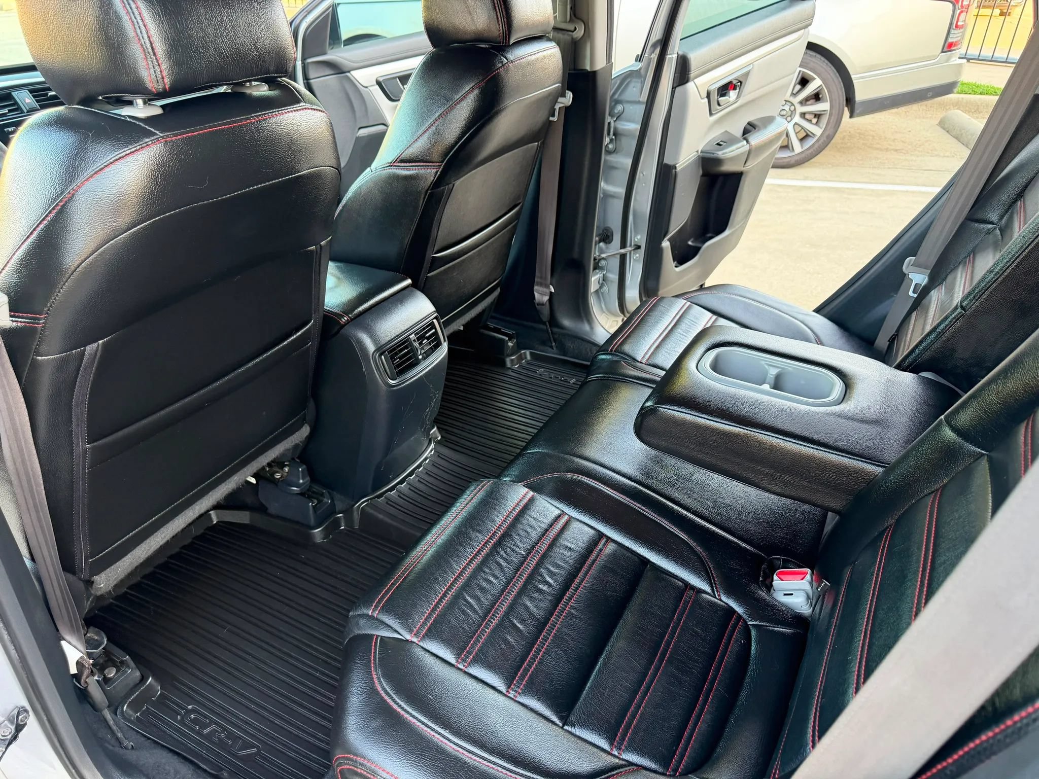 Used 2018 Honda CR-V LX image 17