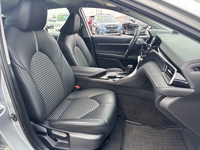 Used 2023 Toyota Camry SE image 12