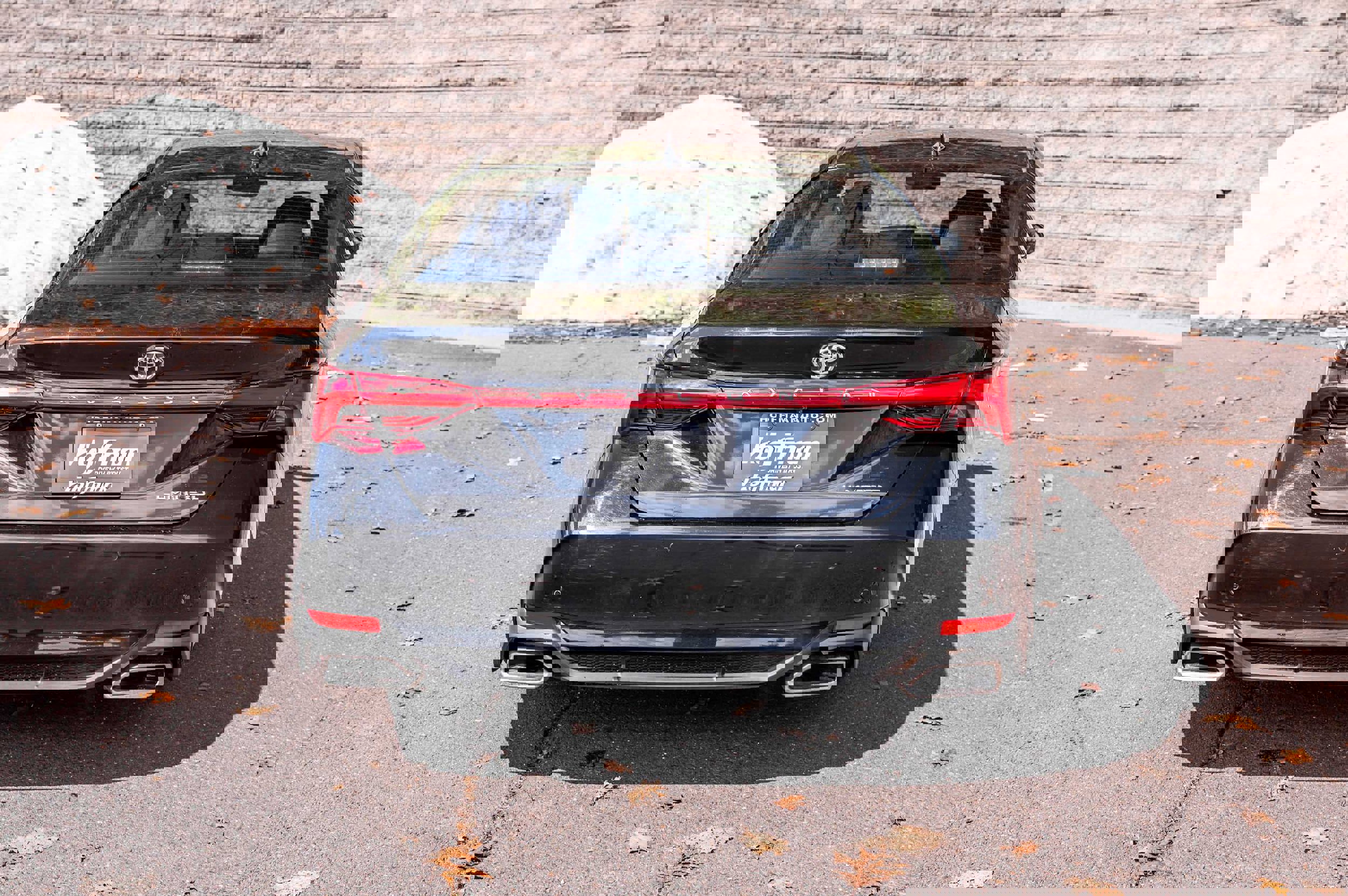 Certified 2022 Toyota Avalon Limited w/ Advanced Safety Package image 8