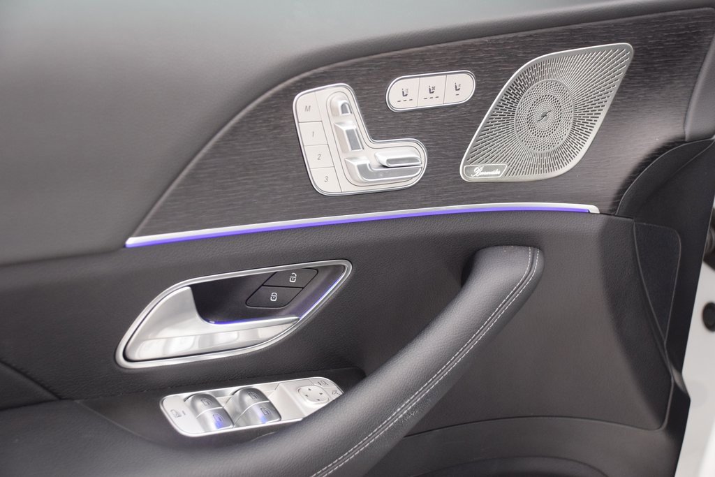 Certified 2025 Mercedes-Benz GLS 450 4MATIC image 23