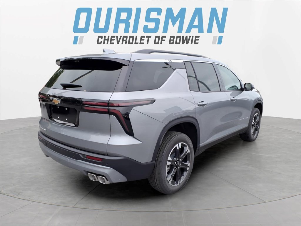 New 2027 Chevrolet Traverse LT w/ Sun and Wheel Package AWD/4WD image 3