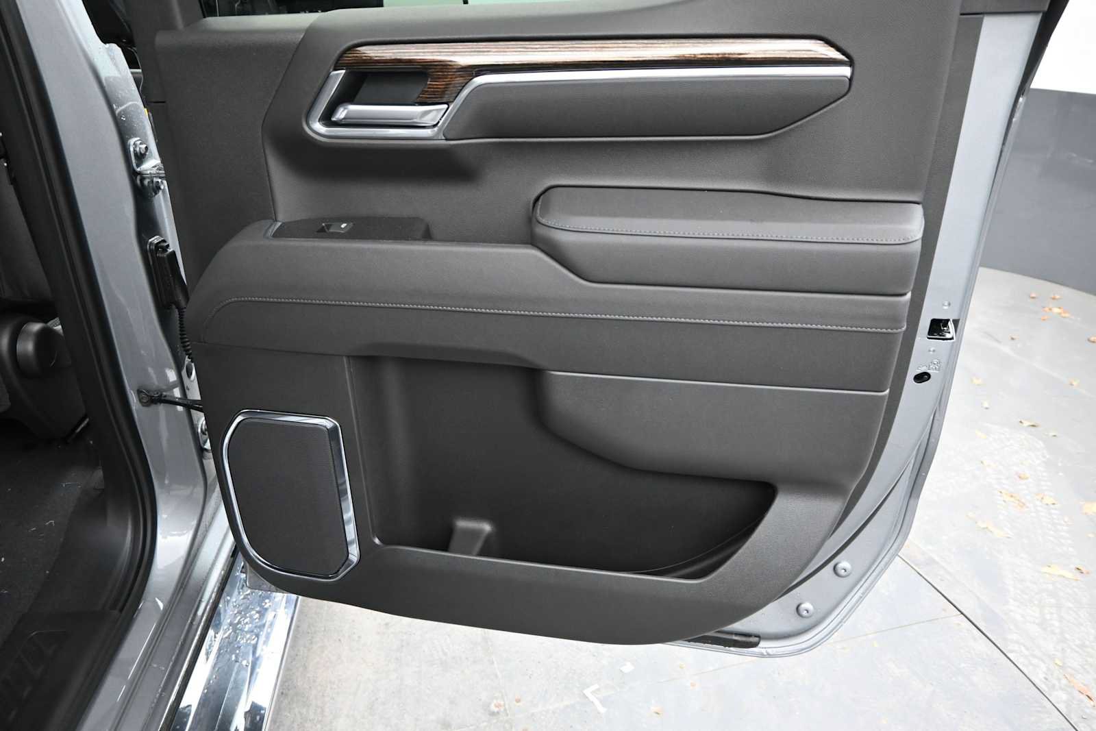 New 2026 GMC Sierra 1500 SLE AWD/4WD image 23
