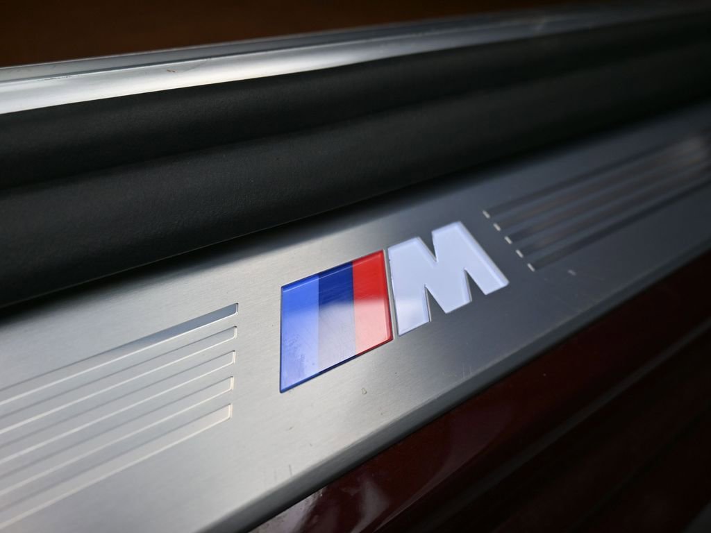 Used 2020 BMW 745e xDrive image 21