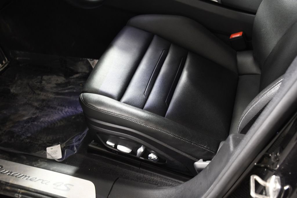 Used 2020 Porsche Panamera 4S AWD/4WD image 16