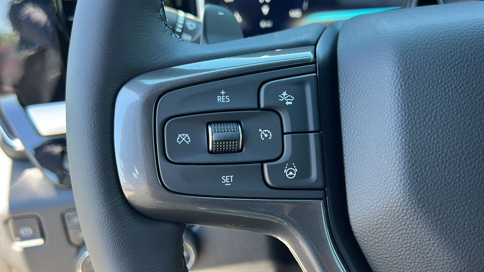 New 2026 Chevrolet Silverado 1500 High Country AWD/4WD image 28