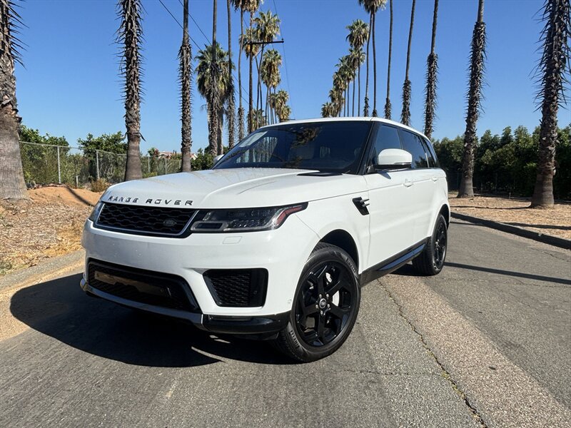 Used 2018 Land Rover Range Rover Sport HSE AWD/4WD image 2