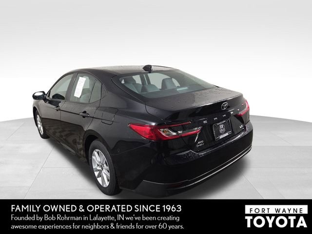 Used 2025 Toyota Camry LE image 9