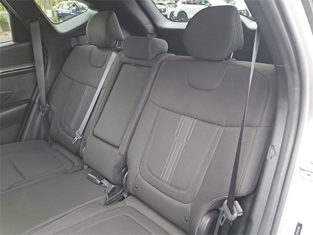 Used 2023 Hyundai Tucson SEL w/ Winter Package image 13