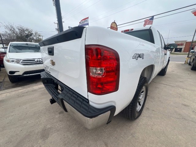Used 2008 Chevrolet Silverado 1500 W/T w/ Skid Plate Package image 3