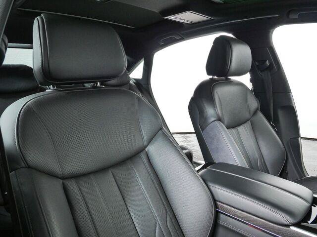 Used 2023 Audi A8 L 3.0T AWD/4WD image 7