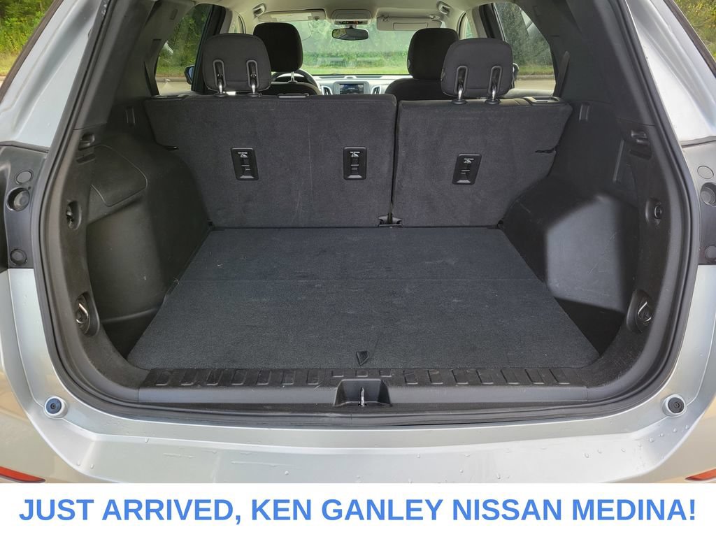 Used 2019 Chevrolet Equinox LT FWD image 17
