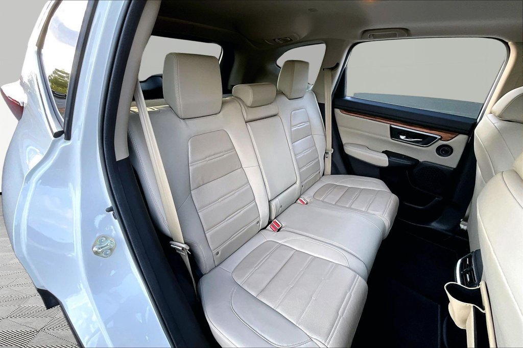 Used 2018 Honda CR-V Touring image 16