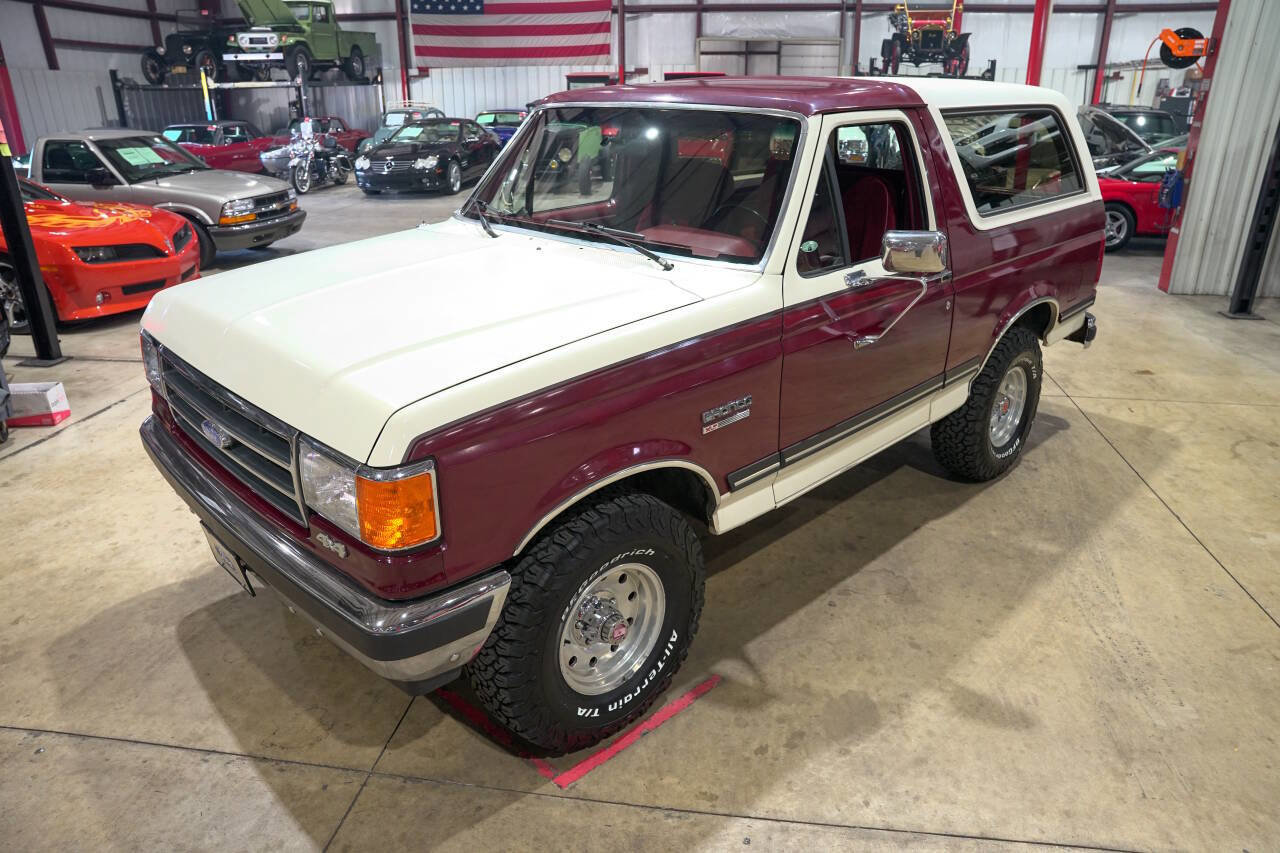 Used 1990 Ford Bronco XLT 2dr 4WD SUV image 26