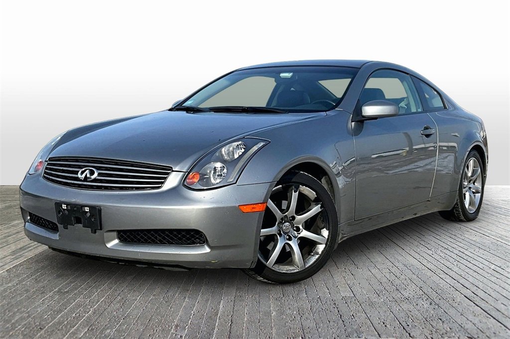 Used 2004 INFINITI G35 Coupe w/ Premium Pkg image 3