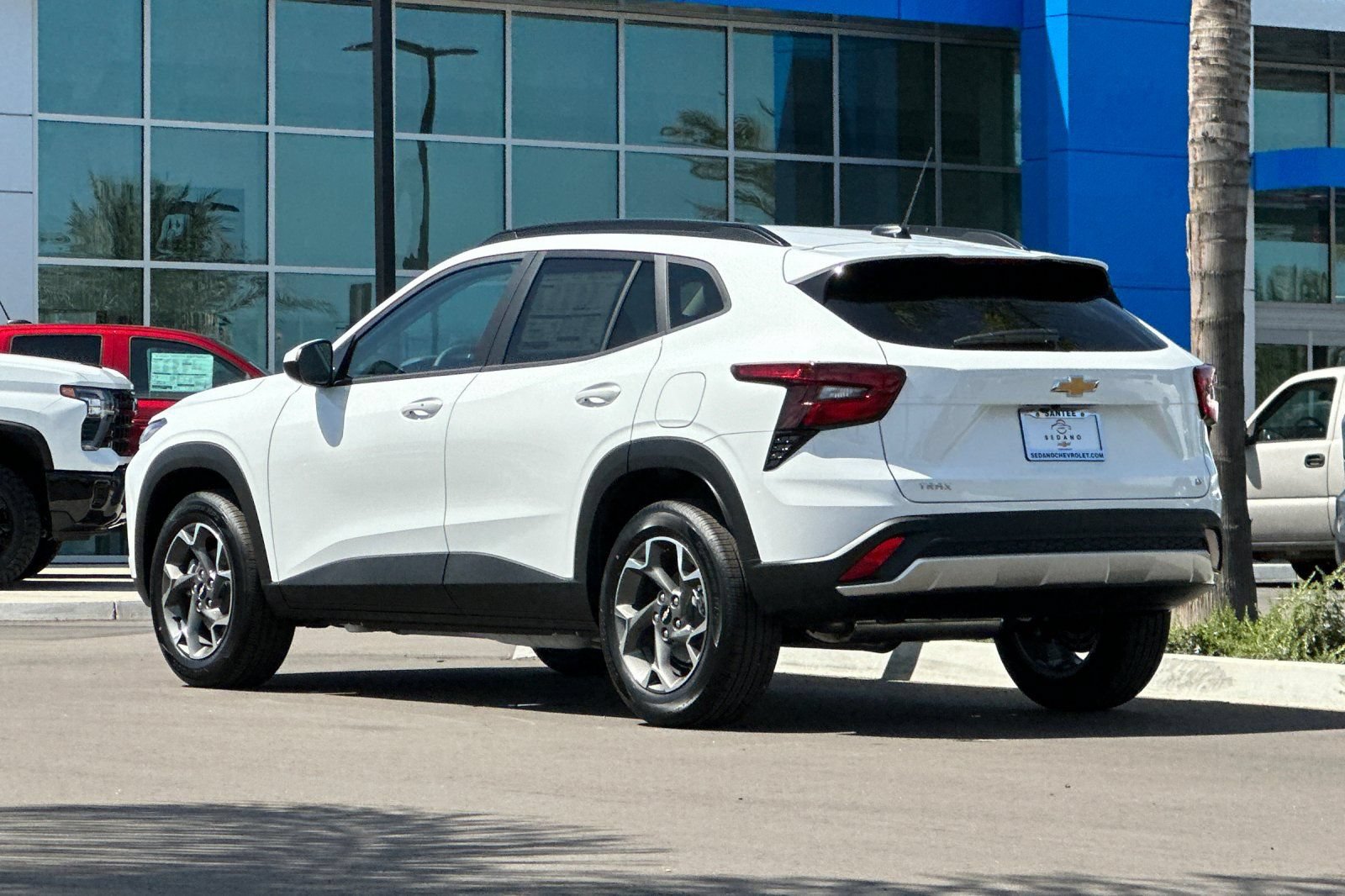 New 2026 Chevrolet Trax LT FWD image 6