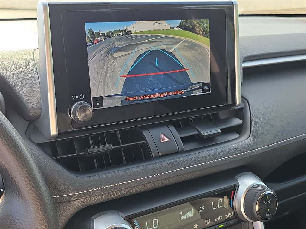 Used 2023 Toyota RAV4 XLE FWD image 22