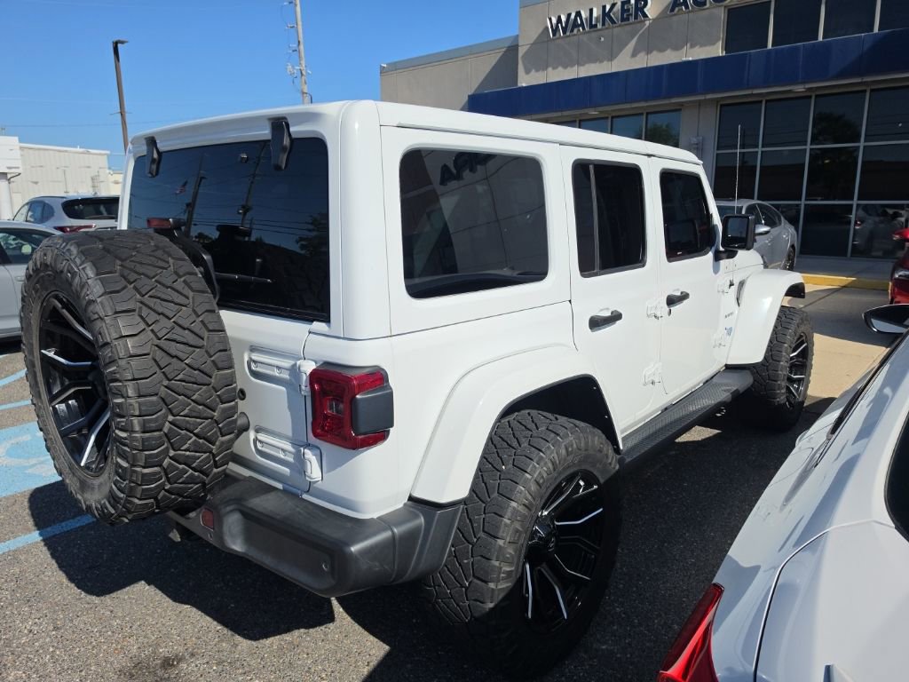 Used 2021 Jeep Wrangler Unlimited Sahara w/ Cold Weather Group image 4