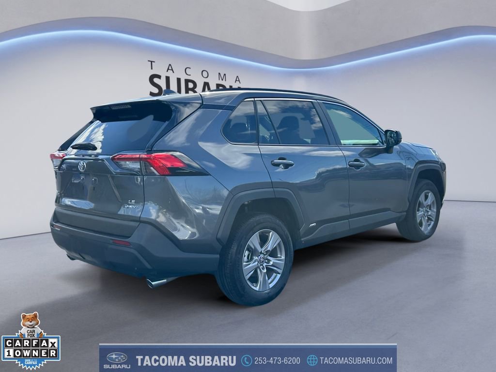Used 2025 Toyota RAV4 LE AWD/4WD image 5