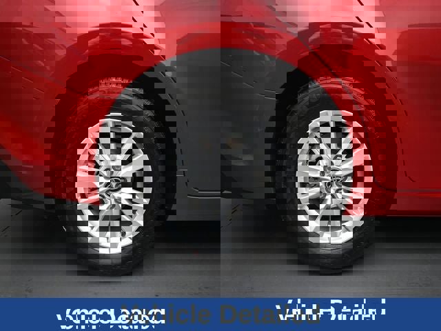 Used 2025 Toyota Camry LE image 14