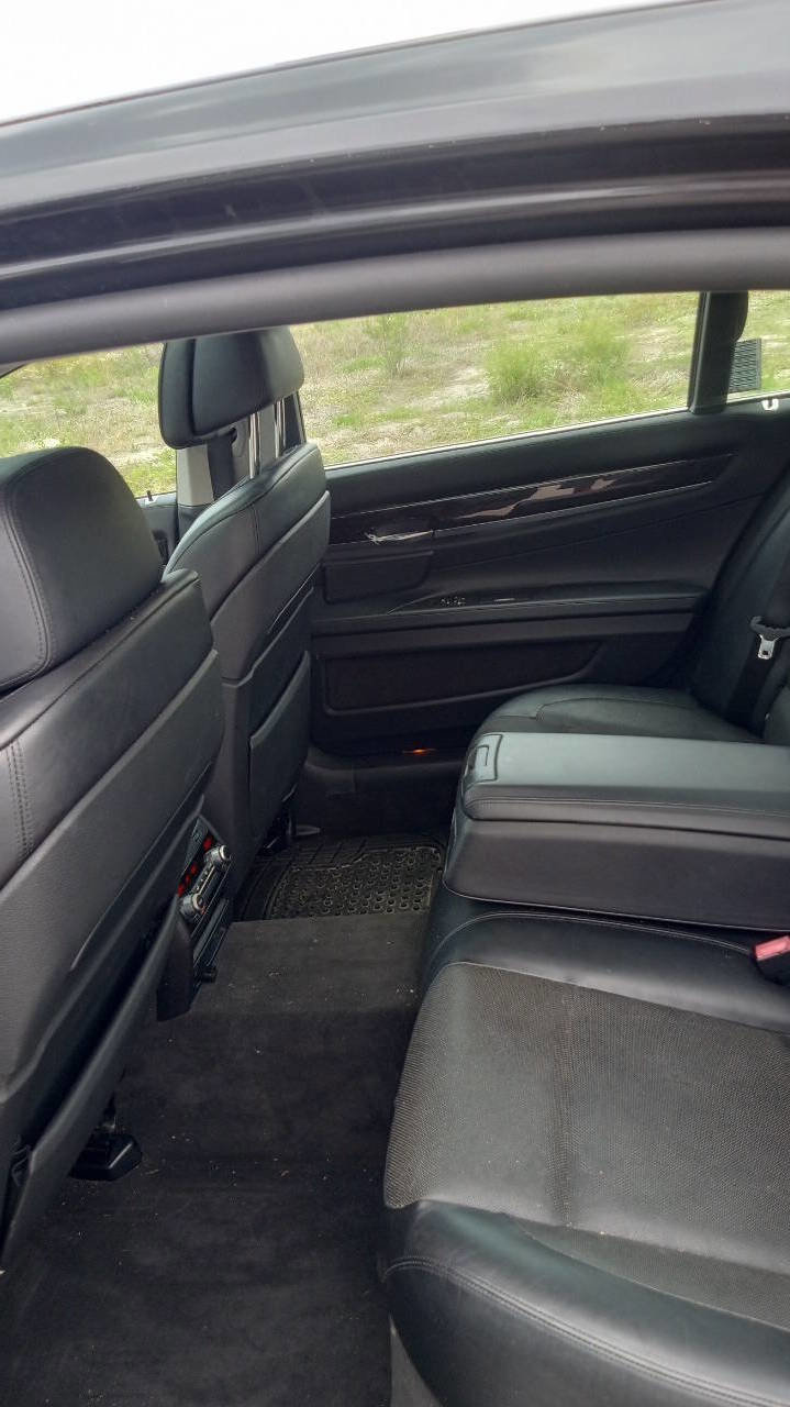 Used 2012 BMW 740Li image 19