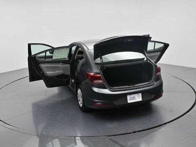 Used 2020 Hyundai Elantra SE FWD image 45